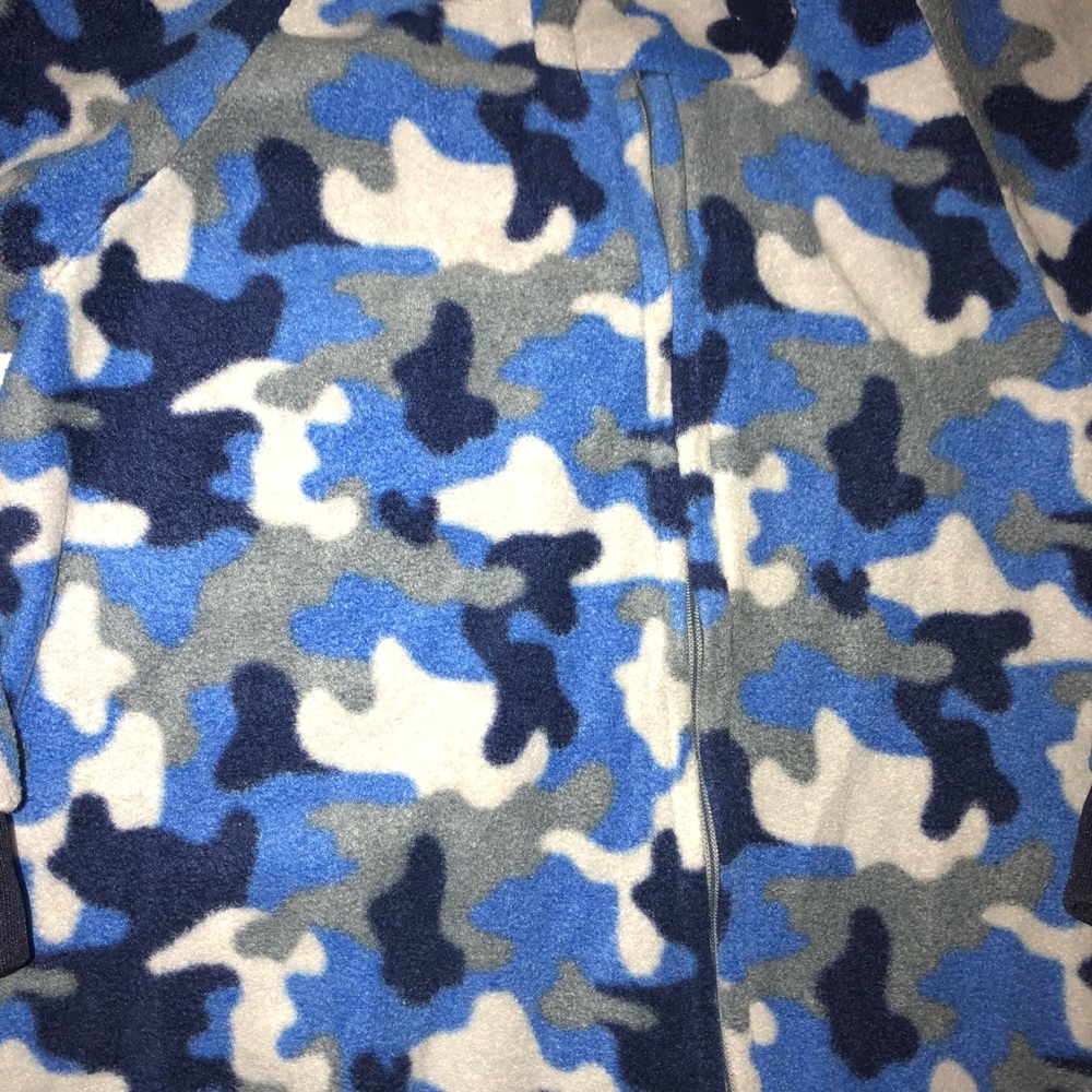 Flame resistant sleepwear - Picture 4 of 5